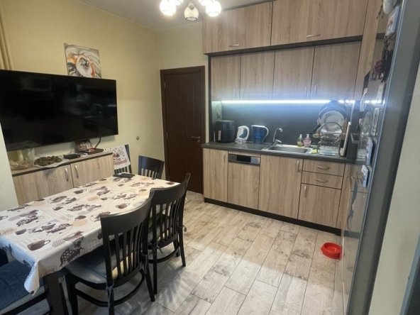 Тристаен апартамент в София, Люлин 7 - 86 кв.м за 2152 €/кв.м - Снимка #1