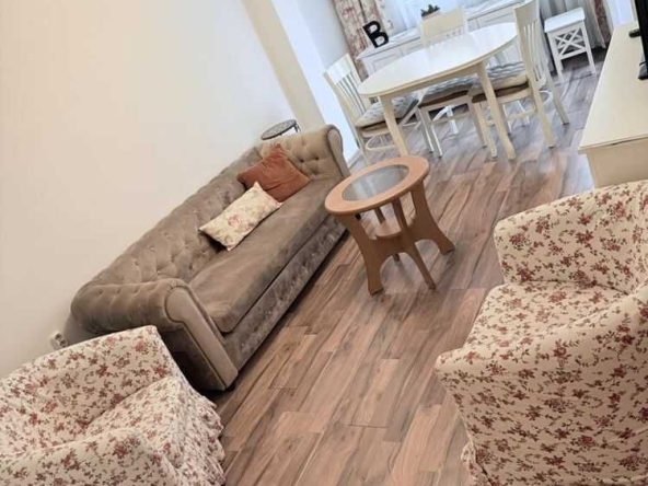 Дава се под наем Двустаен апартамент в София, Оборище - 70 кв.м за 600 € - Снимка #1