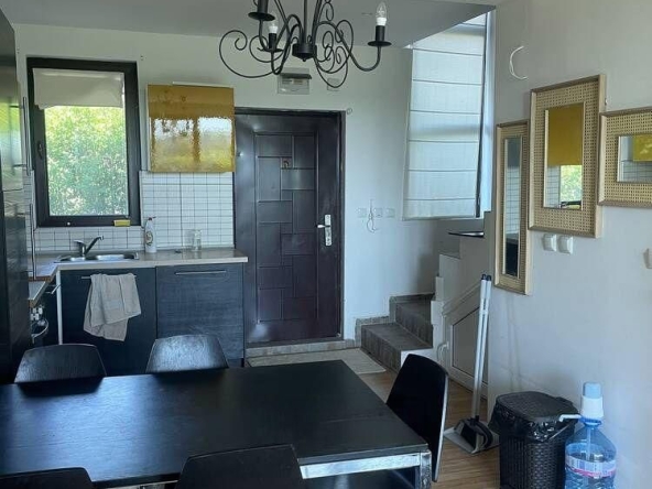 Дава се под наем Къща в с. Кошарица, Област Бургас - 90 кв.м за 612 € - Снимка #1