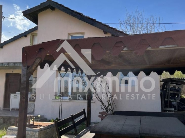 Къща в Варна, м-т Франга Дере - 70 кв.м за 976 €/кв.м - Снимка #1