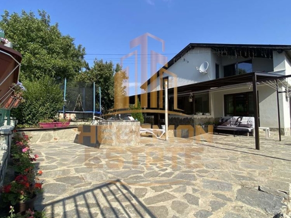 Къща в с. Калиманци, Област Варна - 250 кв.м за 992 €/кв.м - Снимка #1