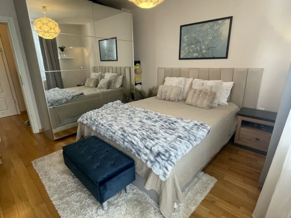 Дава се под наем Двустаен апартамент в Бургас, Лазур - 60 кв.м за 548.25 € - Снимка #1