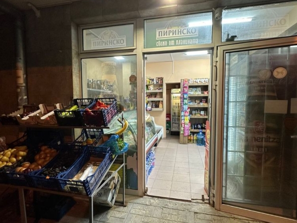 Магазин в Варна, Бриз - 27 кв.м за 95 €/кв.м - Снимка #1