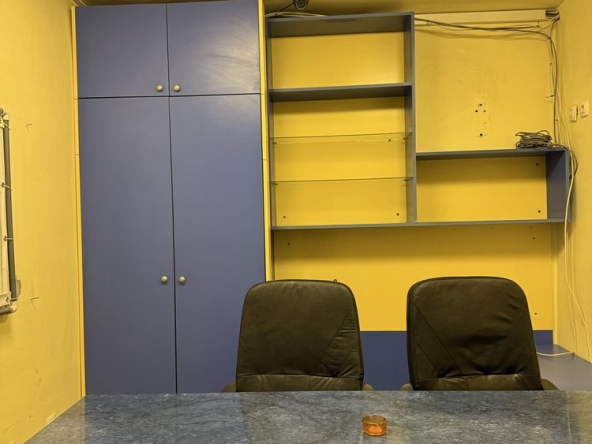 Дава се под наем Офис в Варна, Младост 1 - 18 кв.м за 229.5 € - Снимка #1