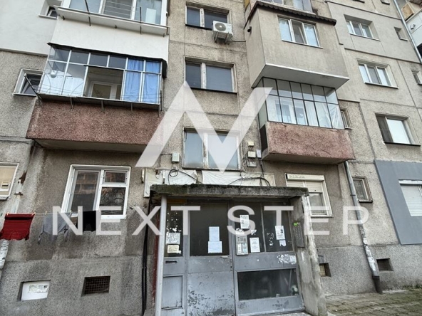 Двустаен апартамент в Пловдив, Христо Смирненски - 57 кв.м за 711 €/кв.м - Снимка #1