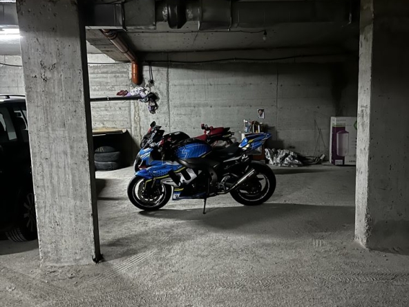 Гараж / Паркомясто в Варна, Кайсиева градина - 20 кв.м за 434 €/кв.м - Снимка #1