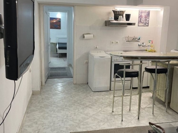 Едностаен апартамент в София, Лозенец - 44 кв.м за 1298 €/кв.м - Снимка #1