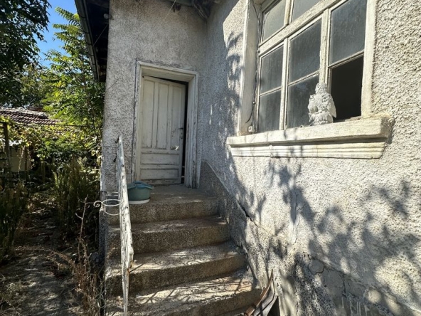 Къща в с. Цалапица, Област Пловдив - 70 кв.м за 886 €/кв.м - Снимка #1