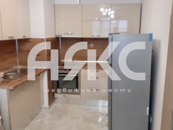 Дава се под наем Двустаен апартамент в София, Дианабад - 75 кв.м за 612 € - Снимка #1