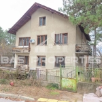 Къща в Банкя - 368 кв.м за 541 €/кв.м - Снимка #1