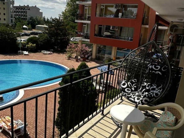 Тристаен апартамент в к.к. Слънчев бряг - 91 кв.м за 560 €/кв.м - Снимка #1
