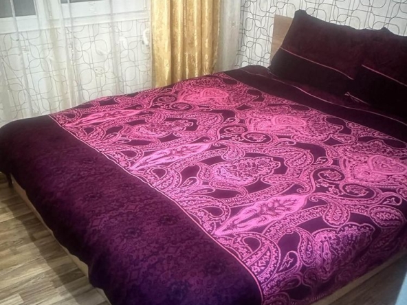 Дава се под наем Къща в с. Студена, Област Перник - 700 кв.м за 398.82 € - Снимка #1