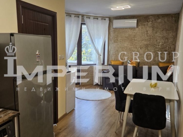 Дава се под наем Двустаен апартамент в Варна, Център - 50 кв.м за 598.23 € - Снимка #1