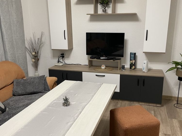 Дава се под наем Етаж от къща в Стара Загора, Кольо Ганчев - 85 кв.м за 428.91 € - Снимка #1