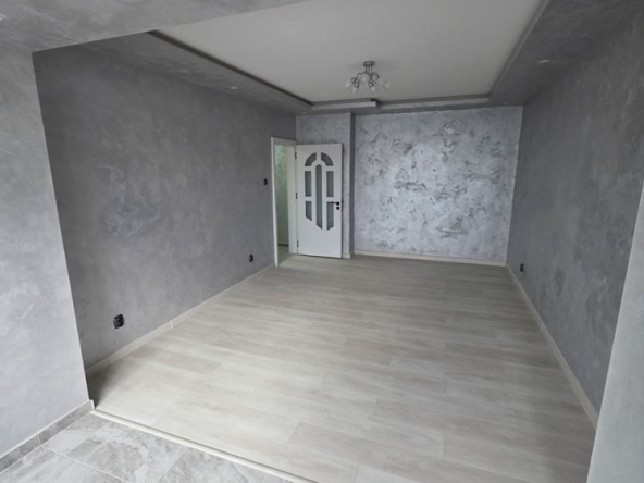 Тристаен апартамент в София, Люлин 8 - 65 кв.м за 1405 €/кв.м - Снимка #1