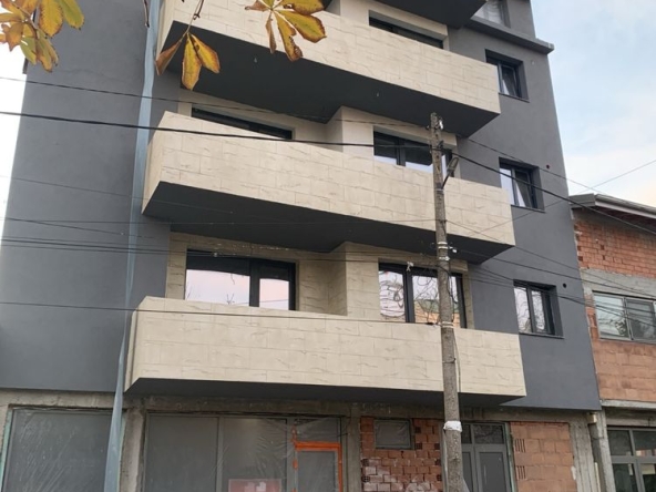 Тристаен апартамент в Първомай - 118 кв.м за 368 €/кв.м - Снимка #1