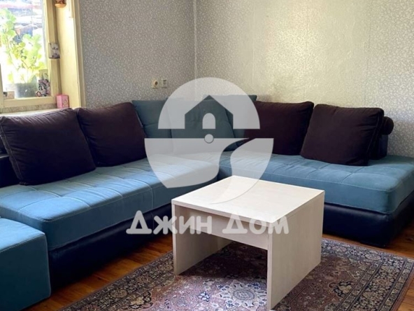 Къща в Айтос - 365 кв.м за 252 €/кв.м - Снимка #1
