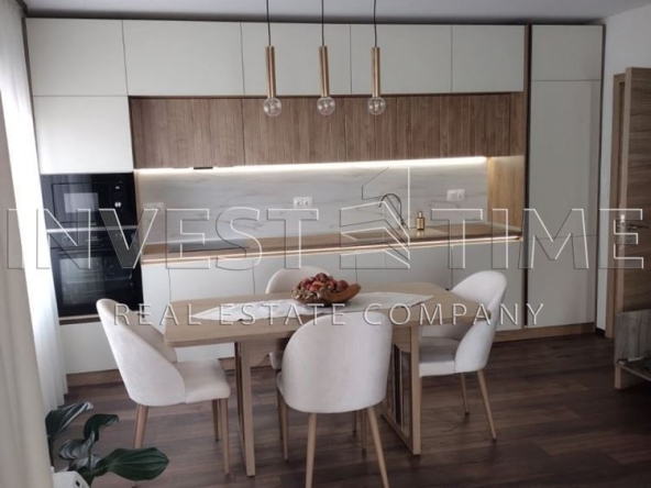 Тристаен апартамент в Варна, Окръжна болница - 87 кв.м за 2460 €/кв.м - Снимка #1