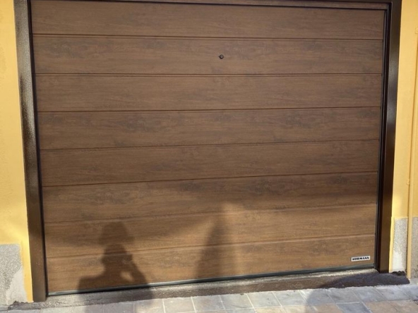 Дава се под наем Гараж / Паркомясто в Шумен, Център - 23 кв.м за 99.45 € - Снимка #1