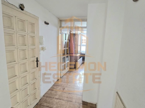 Тристаен апартамент в Варна, Централна поща - 65 кв.м за 981 €/кв.м - Снимка #1