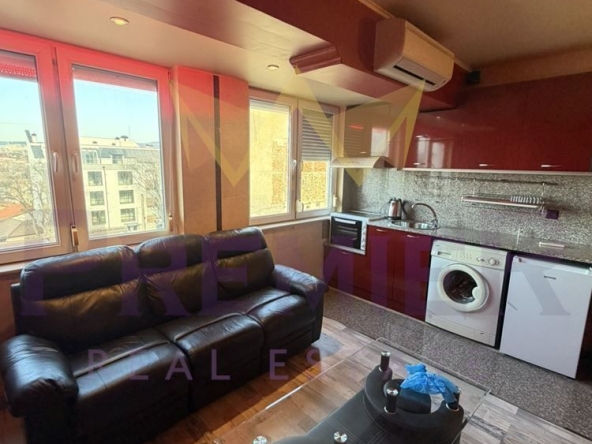 Дава се под наем Едностаен апартамент в Варна, Лятно кино Тракия - 47 кв.м за 328.95 € - Снимка #1