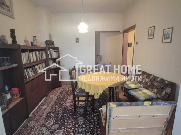 Многостаен апартамент в Търговище, Запад 1 - 60 кв.м за 1148 €/кв.м - Снимка #1
