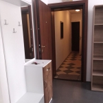 Дава се под наем Тристаен апартамент в София, Връбница 1 - 86 кв.м за 747.66 € - Снимка #1