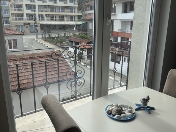 Двустаен апартамент в Обзор - 65 кв.м за 903 €/кв.м - Снимка #1