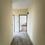 Тристаен апартамент в Казанлък - 84 кв.м за 357 €/кв.м - Снимка #1