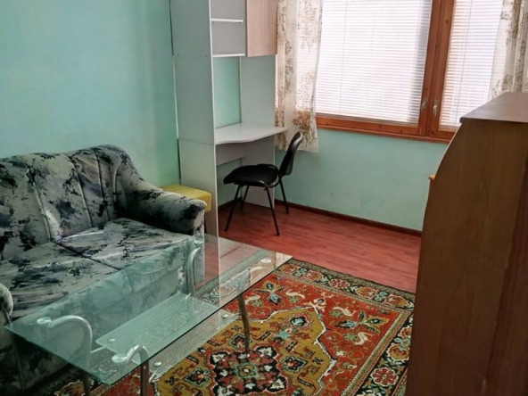 Дава се под наем Двустаен апартамент в Варна, Колхозен пазар - 60 кв.м за 309.06 € - Снимка #1