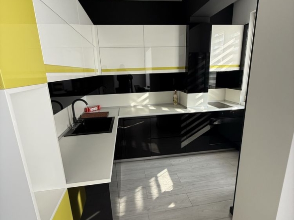 Тристаен апартамент в к.к. Златни пясъци - 70 кв.м за 1450 €/кв.м - Снимка #1