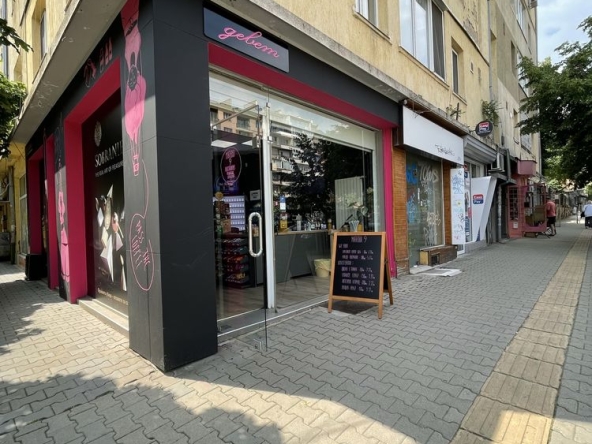 Магазин в София, Зона Б-5-3 - 32 кв.м за 478 €/кв.м - Снимка #1