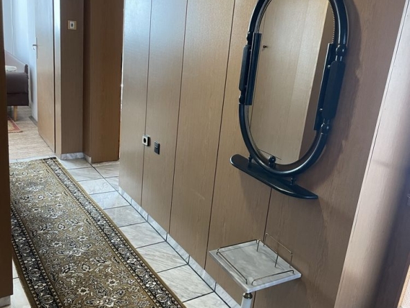 Дава се под наем Четиристаен апартамент в Пловдив, Шекер махала - 120 кв.м за 459 € - Снимка #1