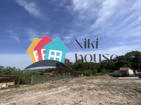 Парцел в Варна, м-т Боровец - север - 980 кв.м за 72 €/кв.м - Снимка #1