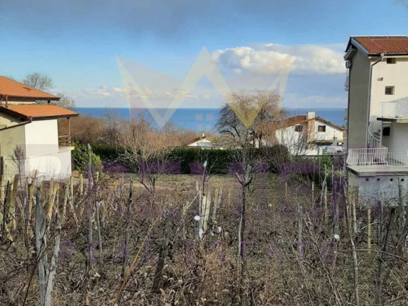 Парцел в к.к. Златни пясъци - 551 кв.м за 60 €/кв.м - Снимка #1