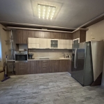 Четиристаен апартамент в София, Оборище - 100 кв.м за 2035 €/кв.м - Снимка #1