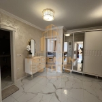 Тристаен апартамент в Варна, Операта - 150 кв.м за 2241 €/кв.м - Снимка #1