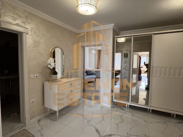 Тристаен апартамент в Варна, Операта - 150 кв.м за 2241 €/кв.м - Снимка #1
