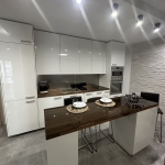 Дава се под наем Двустаен апартамент в Варна, м-т Боровец - юг - 61 кв.м за 600 € - Снимка #1