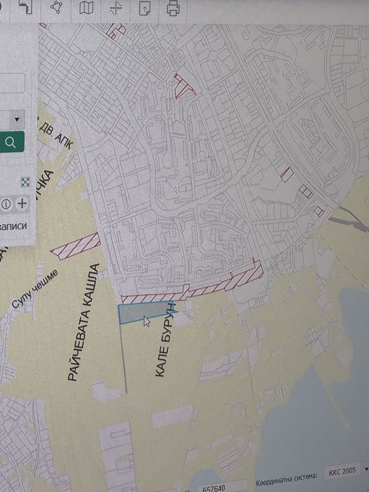 Парцел в Бургас, Меден рудник - зона В - 14834 кв.м за 35 €/кв.м - Снимка #1