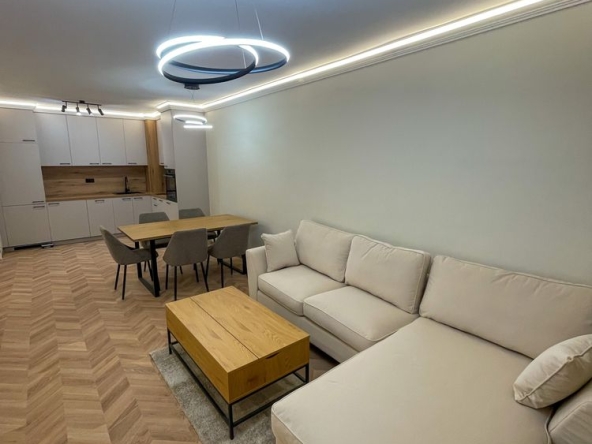 Двустаен апартамент в Пловдив, Сточна гара - 74 кв.м за 1000 €/кв.м - Снимка #1