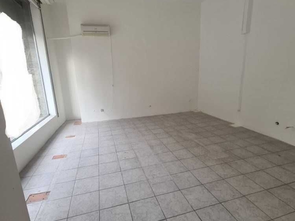 Дава се под наем Магазин в Пловдив, Център - 76 кв.м за 847.62 € - Снимка #1