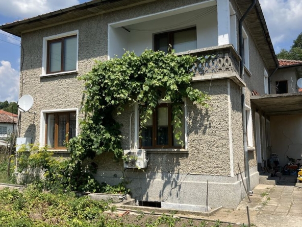 Къща в Златоград - 54 кв.м за 945 €/кв.м - Снимка #1