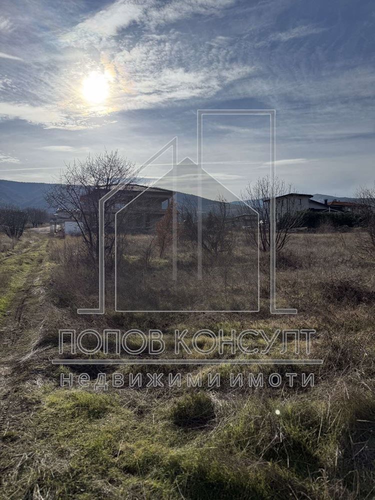 Парцел в с. Брестник, Област Пловдив - 4205 кв.м за 28 €/кв.м - Снимка #1