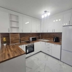 Дава се под наем Двустаен апартамент в Варна, Цветен квартал - 65 кв.м за 448.8 € - Снимка #1