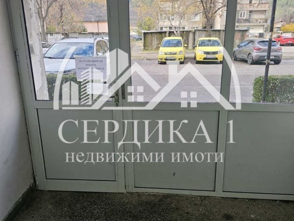 Двустаен апартамент в Дупница - 65 кв.м за 542 €/кв.м - Снимка #1