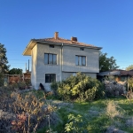 Къща в Брезово - 200 кв.м за 204 €/кв.м - Снимка #1