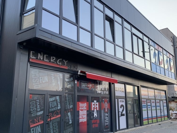 Дава се под наем Магазин в Костенец - 265 кв.м за 1097.01 € - Снимка #1