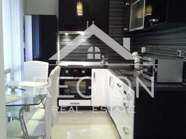 Дава се под наем Двустаен апартамент в Варна, Трошево - 50 кв.м за 331.5 € - Снимка #1