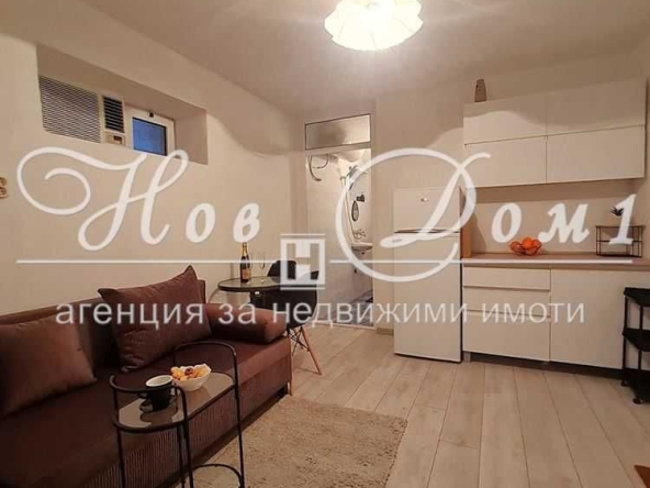 Едностаен апартамент в Варна, Гръцка махала - 20 кв.м за 1375 €/кв.м - Снимка #1